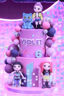 K-Pop Themed Cake